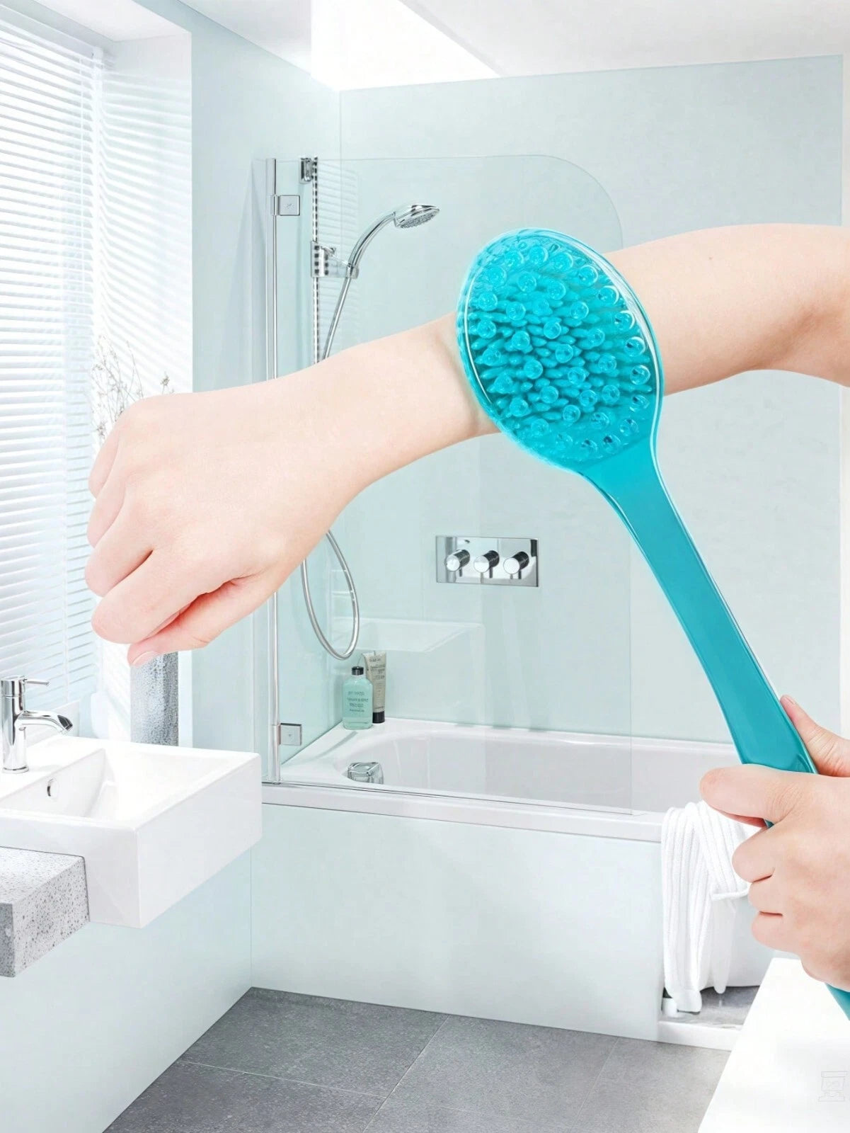 Long Handle Bath Brush Soft Bristle Reach Back Body Spa Shower Scrubber Women UK