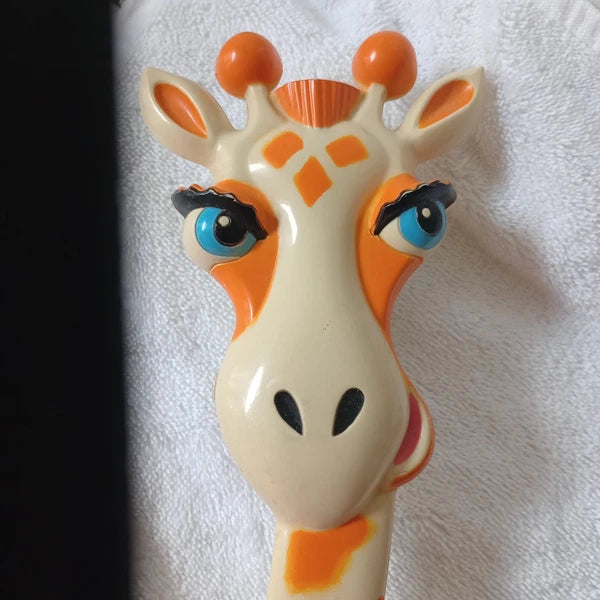 Vintage Avon Giraffe Bathbrush 10.5"-very nice condition-for child-possibly USED