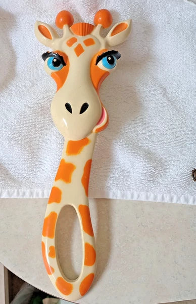 Vintage Avon Giraffe Bathbrush 10.5"-very nice condition-for child-possibly USED